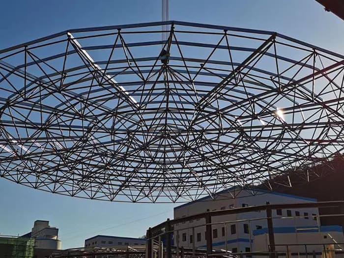 宜都螺栓球网架工程施工现场